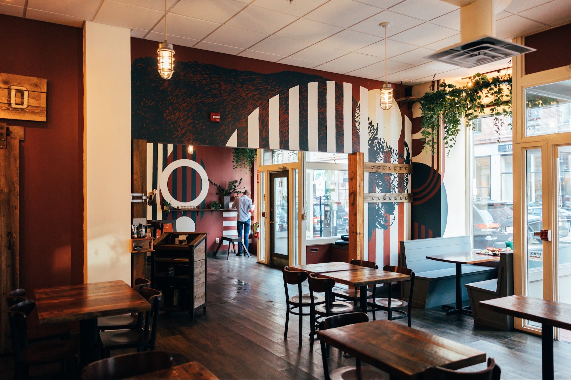 Smart Hiring Tactics From a James Beard Award Nominee