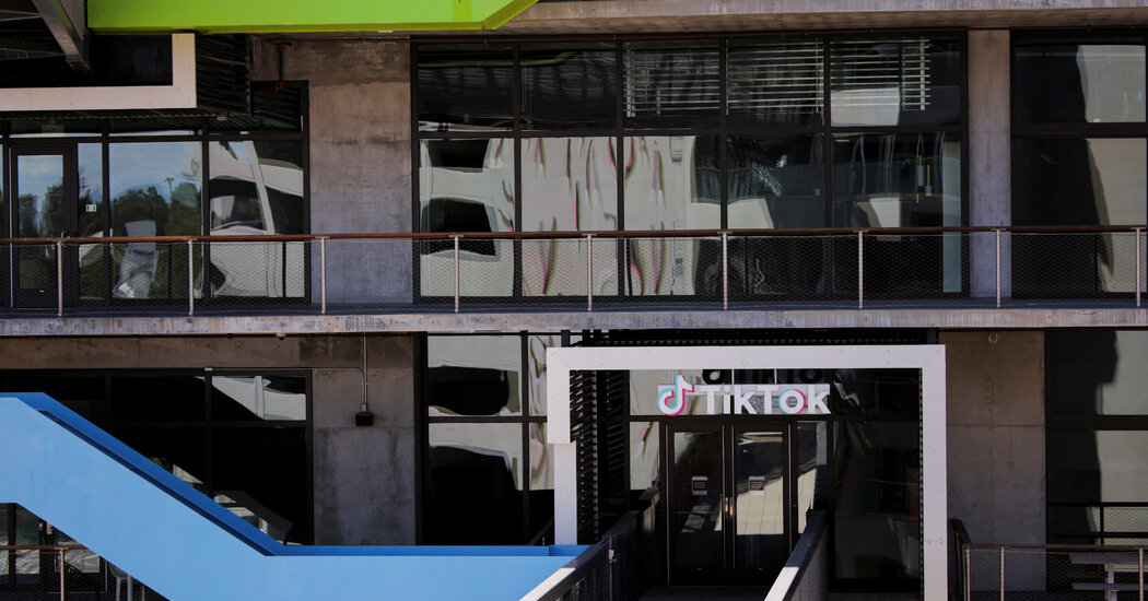 With TikTok Deadline Looming, Details of a Potential Deal Emerge